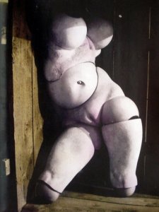Hans Bellmer: Bábu, 1932-1941.